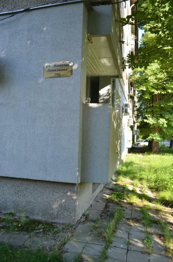 Luxury Apartment Near Varna, Located In Targovishte Exterior photo